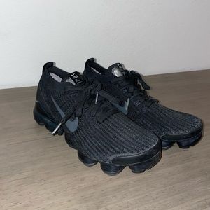 Nike Women’s Air VaporMax Flyknit